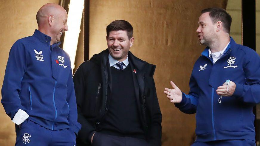 روند بازگشت احتمالی استیون جرارد به رنجرز؛ "کار ناتمام" و انگیزه‌های جدید